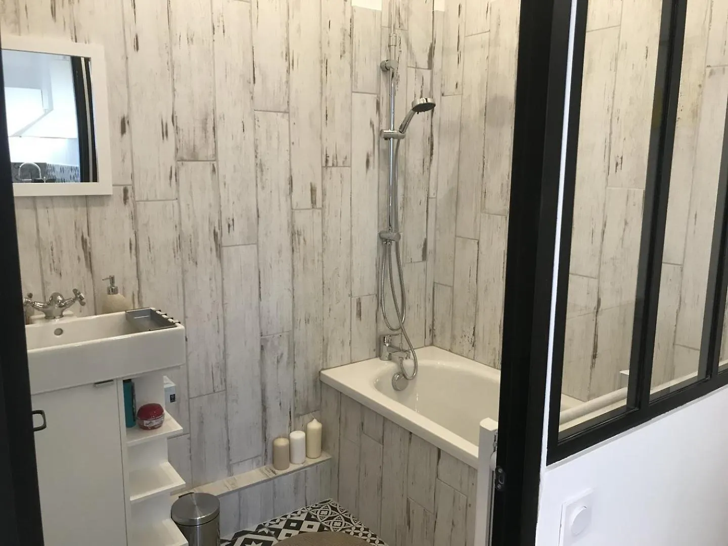 La Suite à Léon - Lyon Garibaldi Appartement